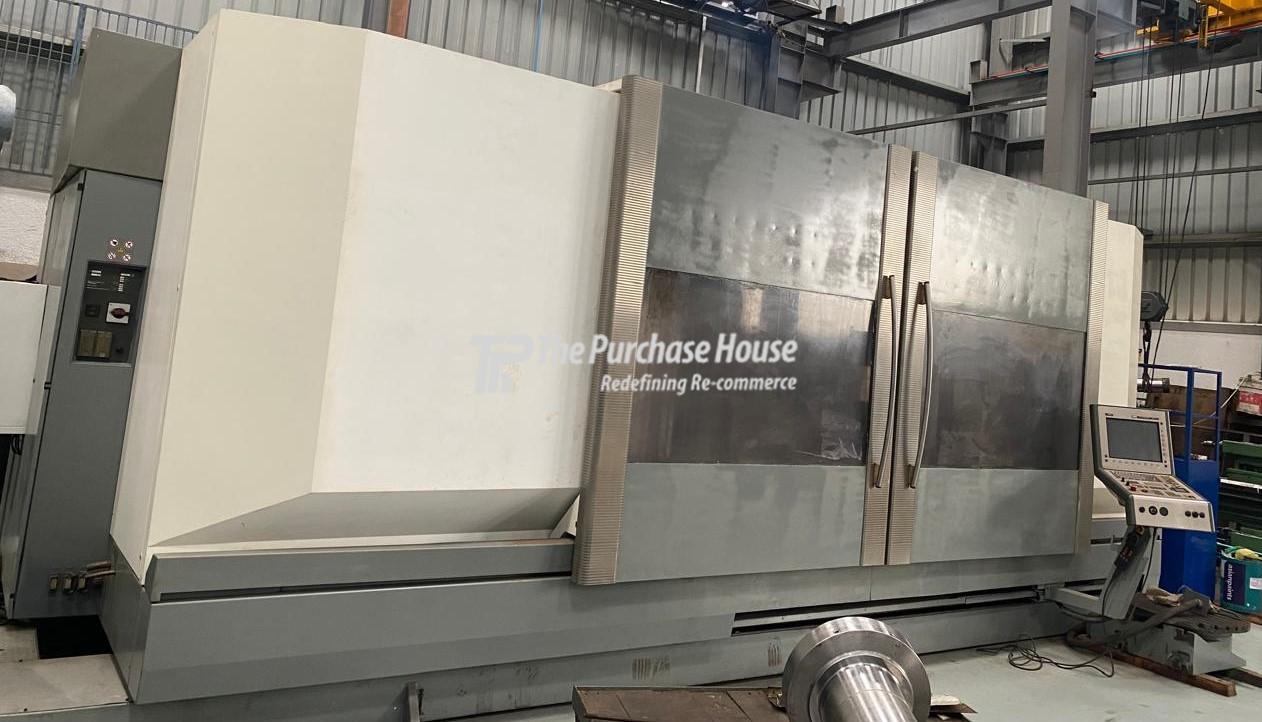 UNIVERSAL MACHINING CENTER