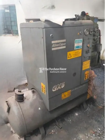AIR COMPRESSOR