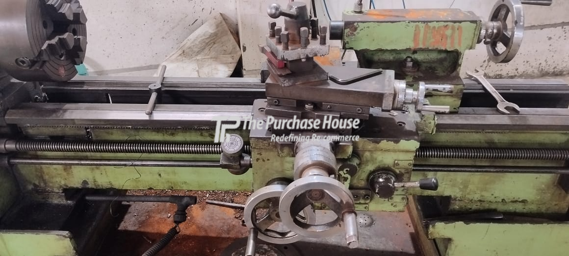 ALL GEARED LATHE MACHINE