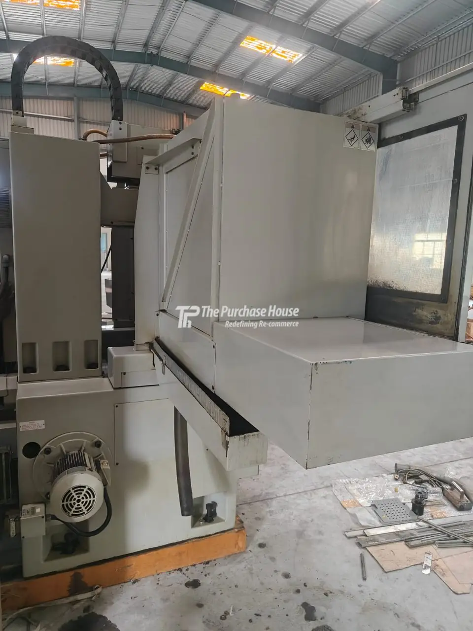 SURFACE GRINDER MACHINE