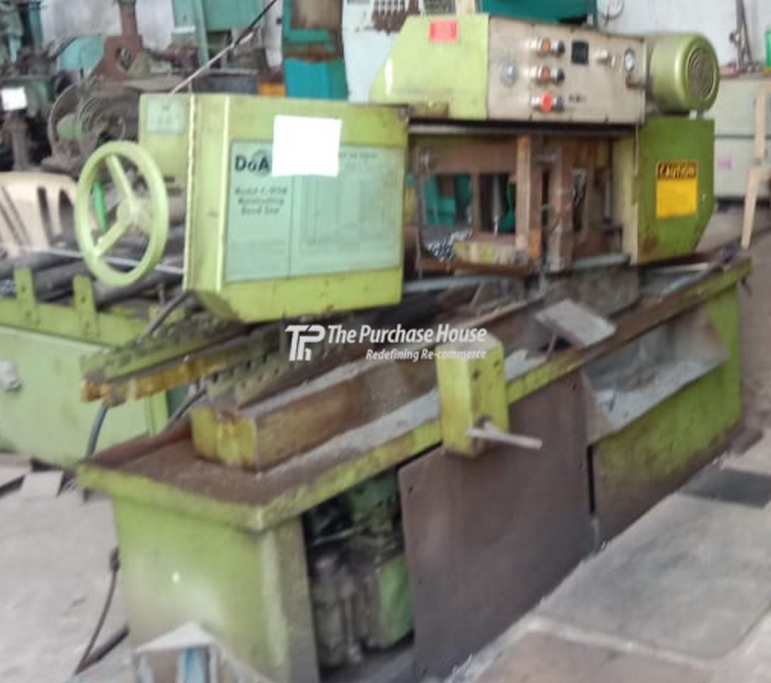 BANDSAW MACHINE