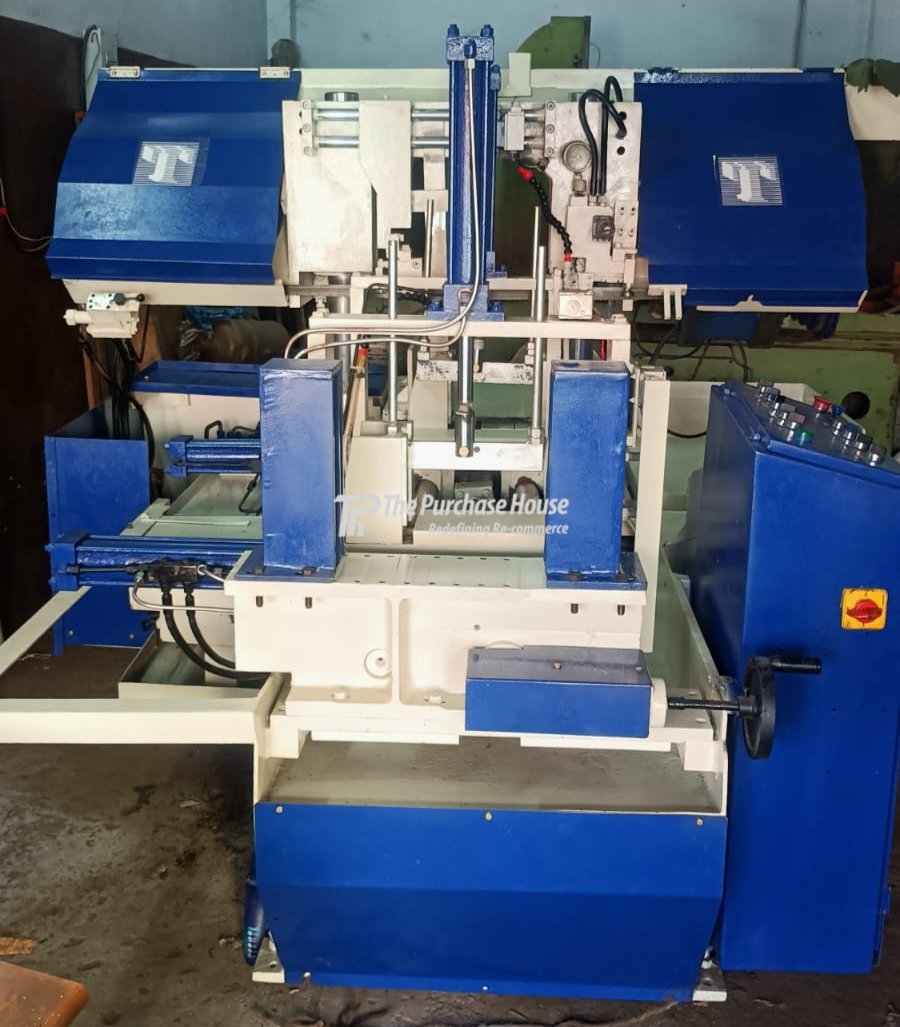 BANDSAW MACHINE