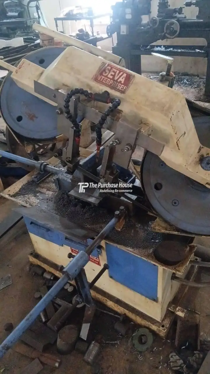 Bandsaw Machine for Metal Cutting