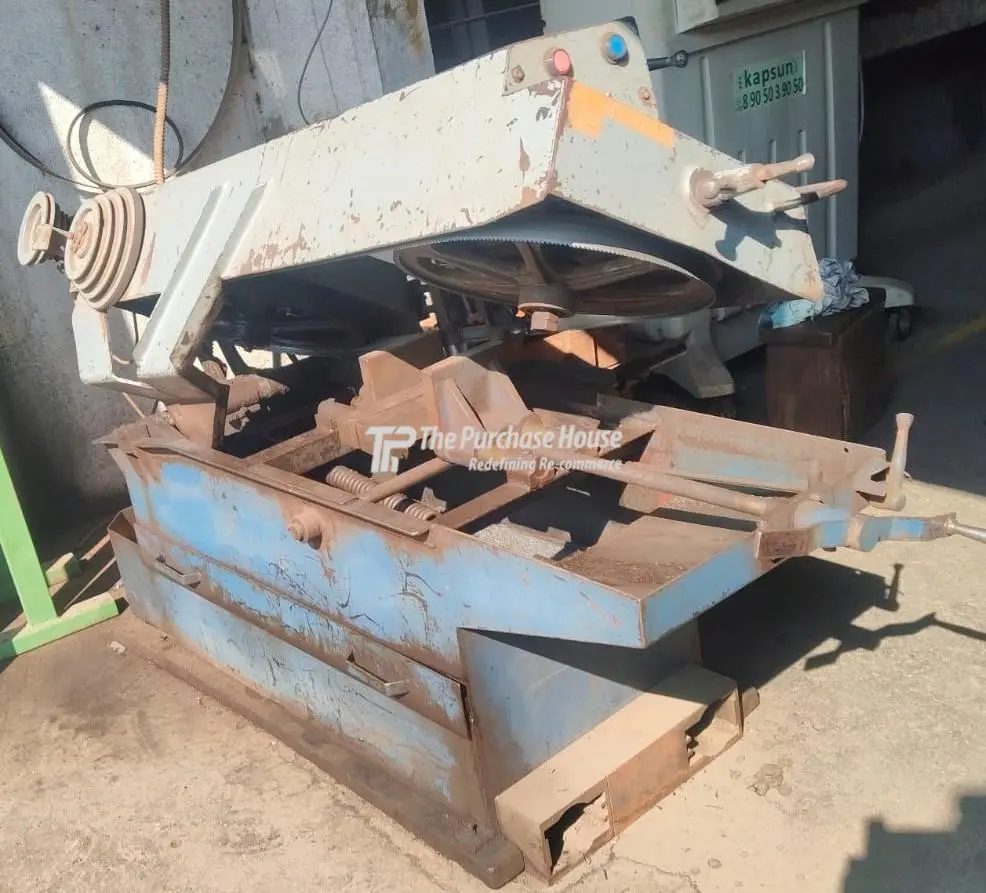 BANDSAW MACHINE