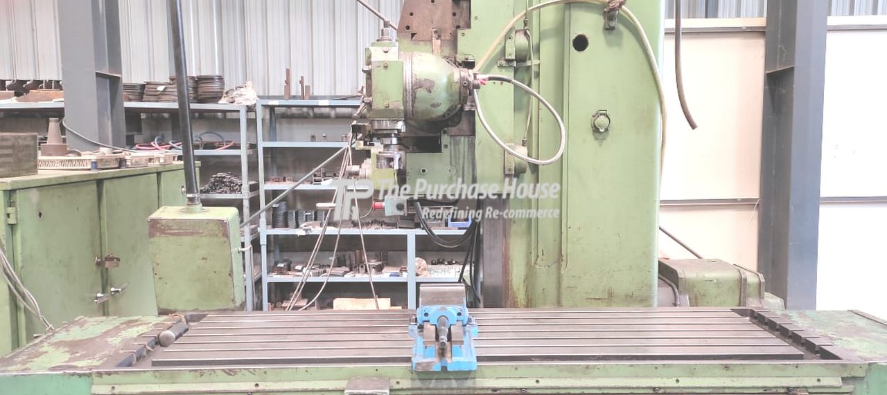 BED MILLING MACHINE