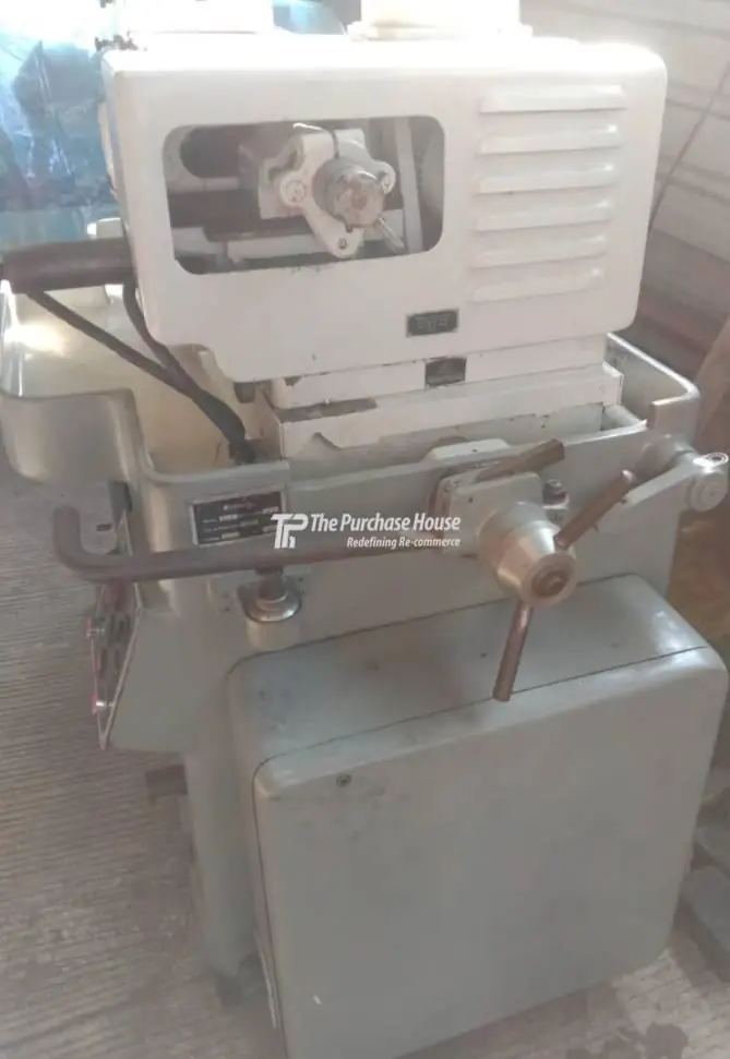 Centerless grinder machine for high speed OD grinding