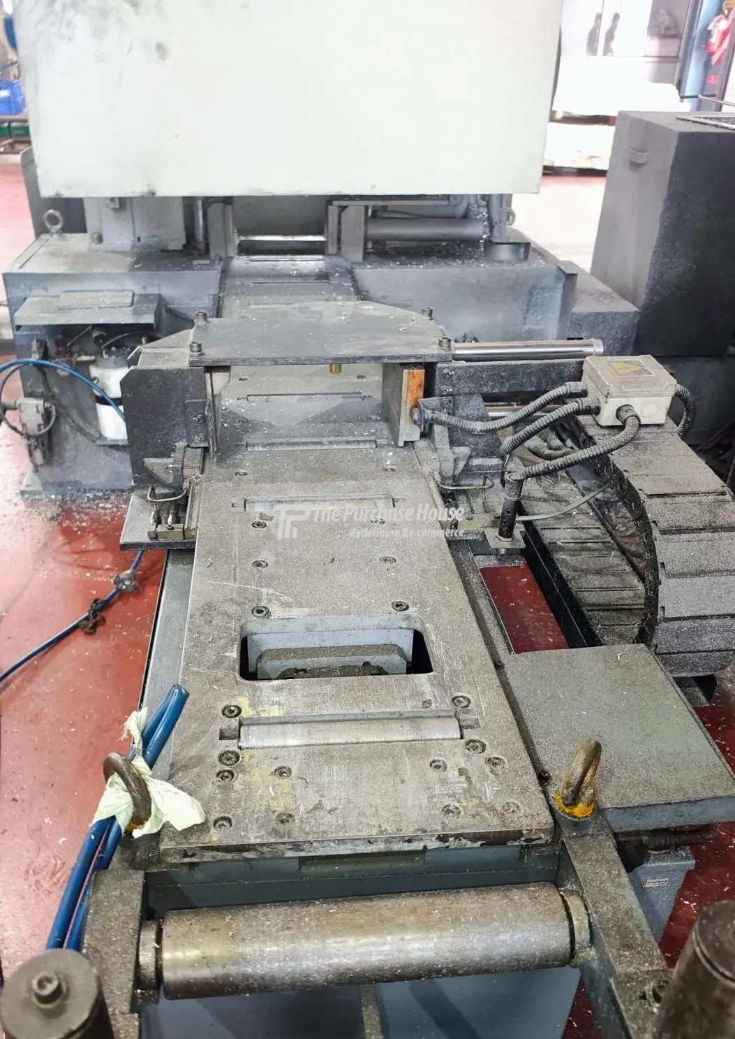 CNC CIRCULAR SAW METAL CUTTING MACHINE