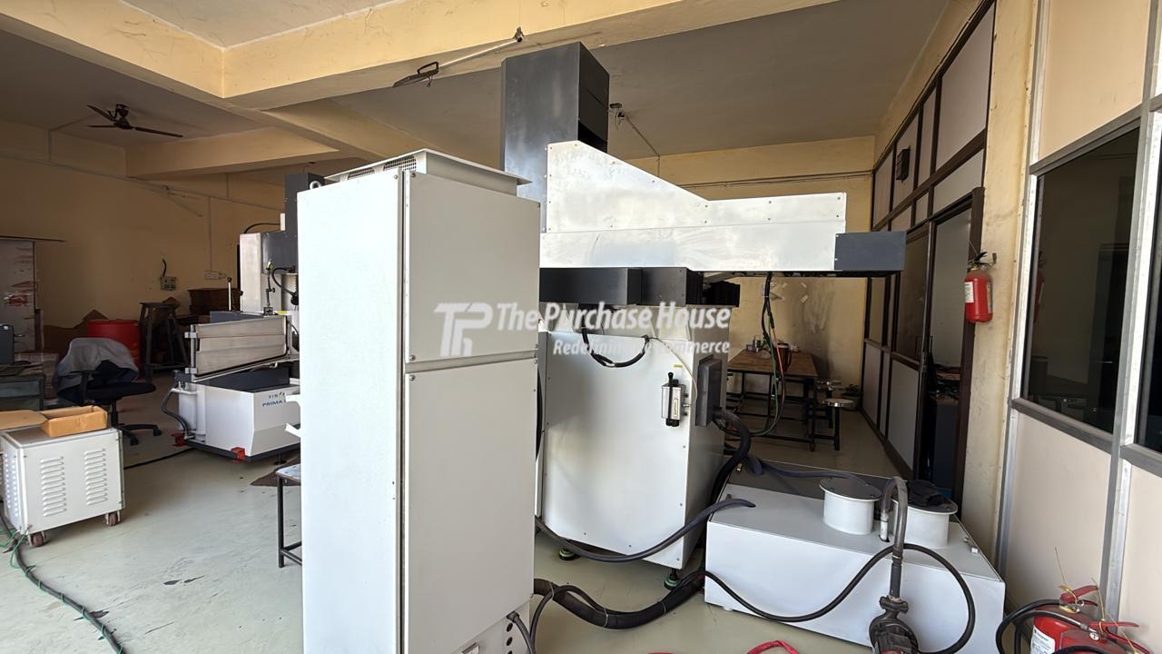 ELECTRICAL DISCHARGE MACHINE (EDM MACHINE)