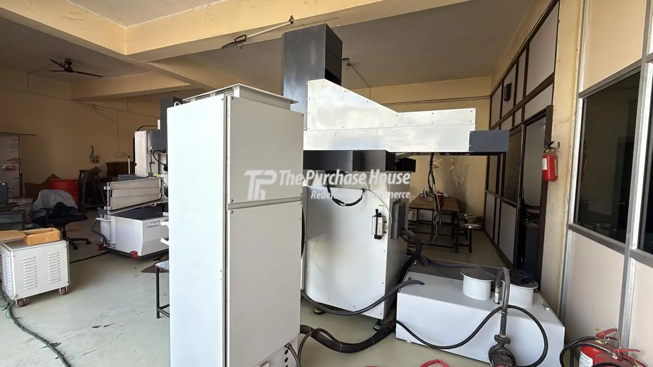 CNC ELECTRICAL DISCHARGE MACHINE (CNC EDM MACHINE)