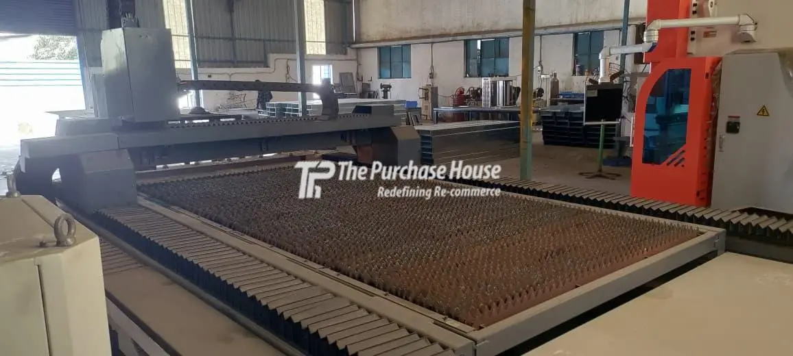 CNC FIBER LASER CUTTING MACHINE