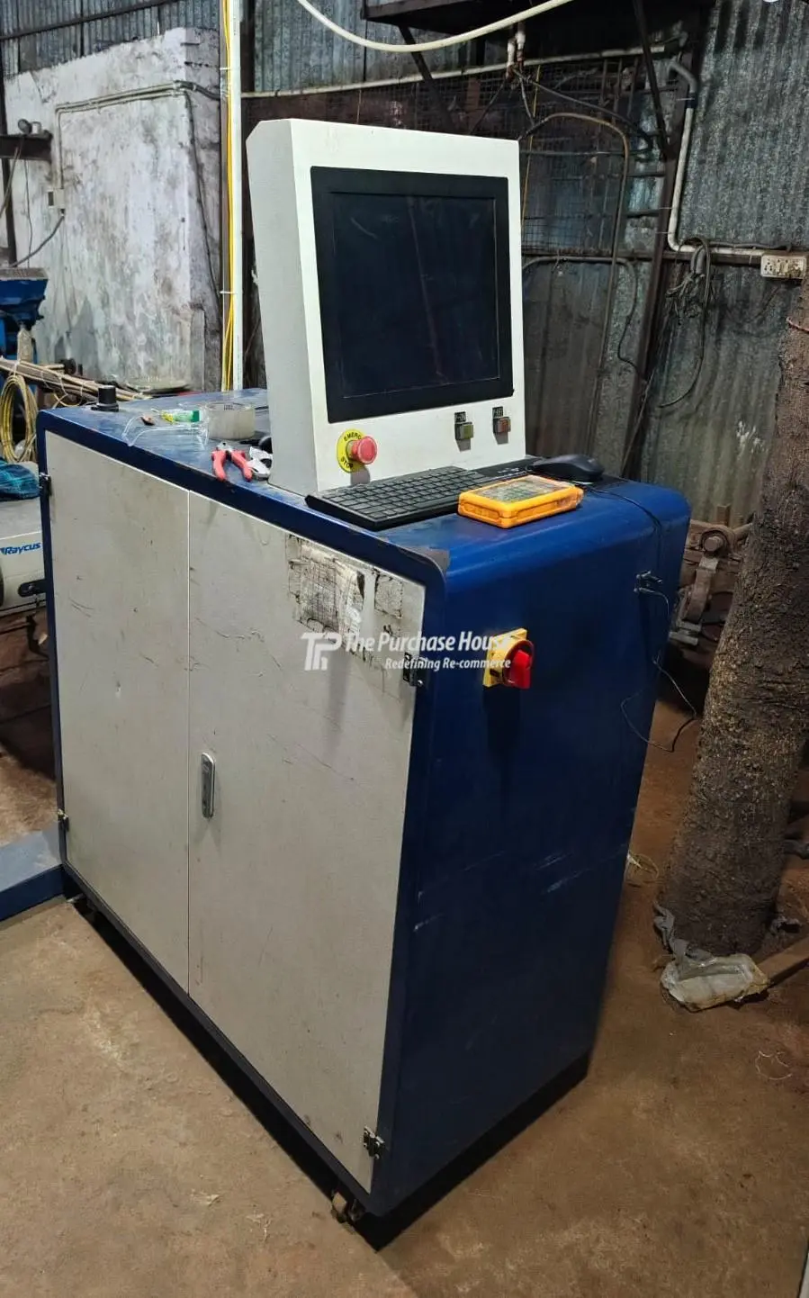 CNC FIBER LASER CUTTING MACHINE