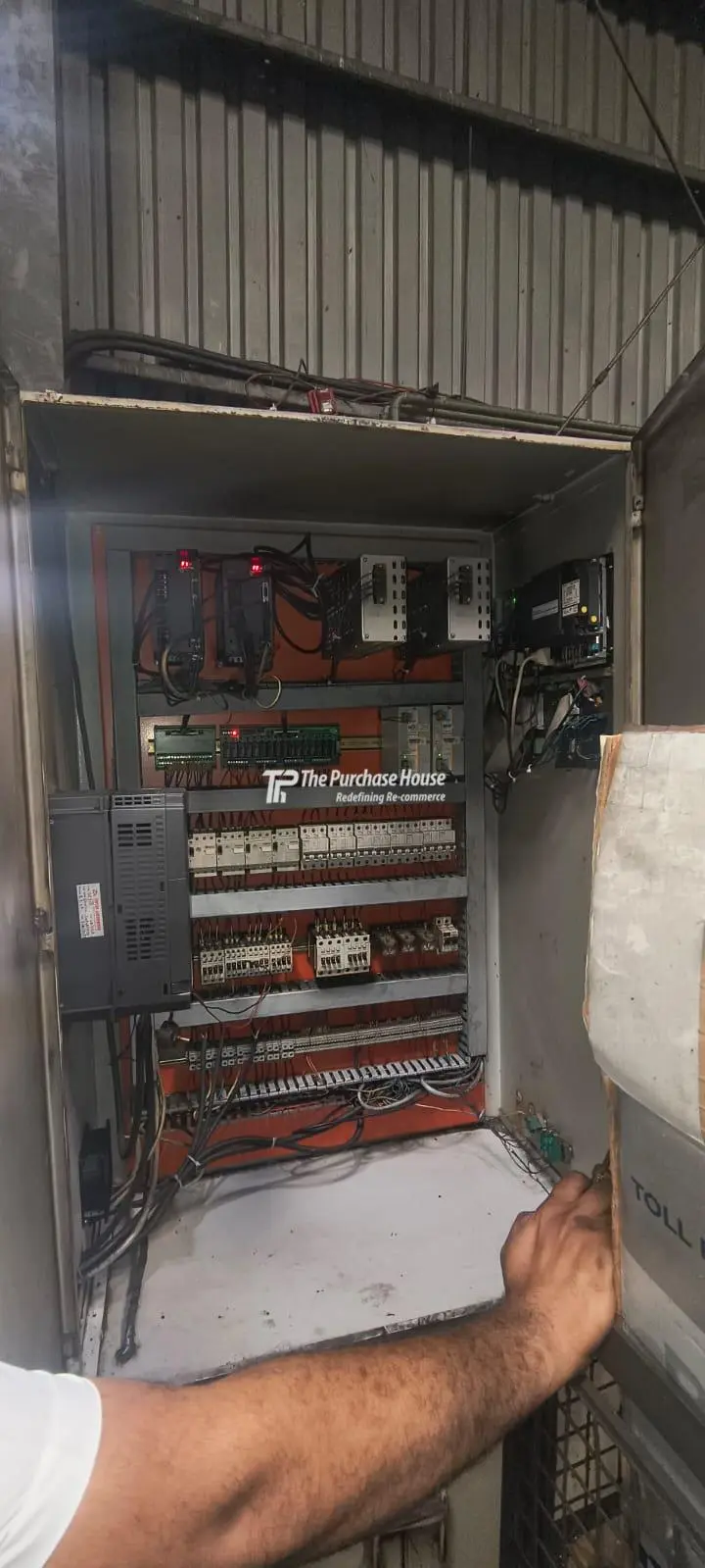 CNC GEAR HOBBING MACHINE