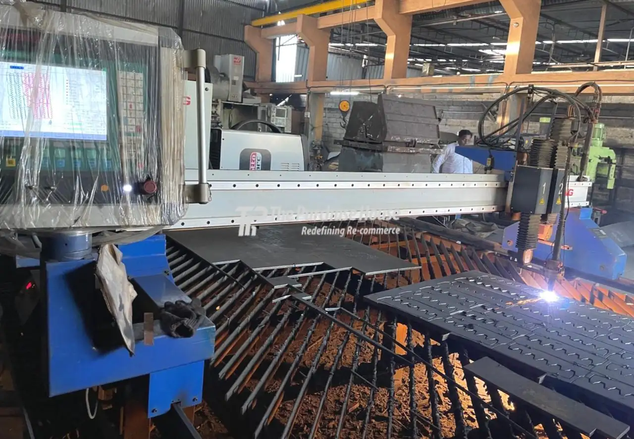 CNC LASER CUTTING MACHINE