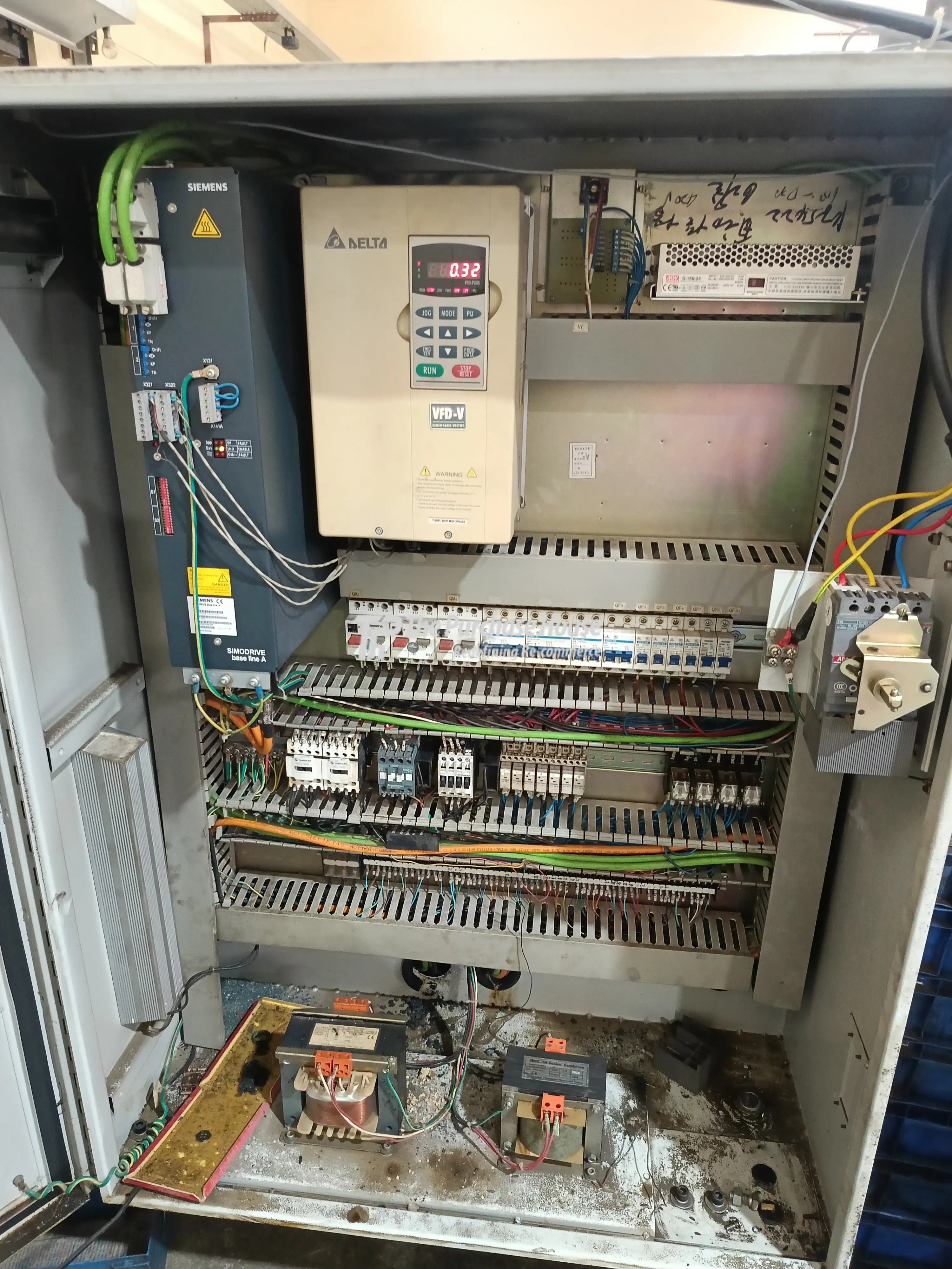 Heavy Duty CNC Lathe Machine | Precision Turning, Shaping