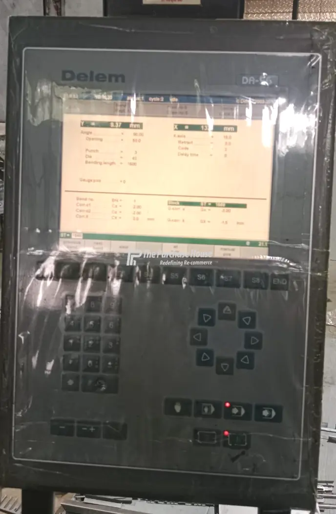 CNC PRESS BRAKE MACHINE