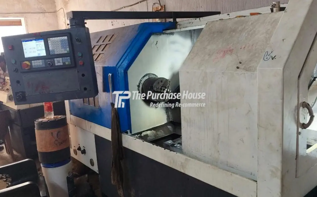 CNC TURNING MACHINE
