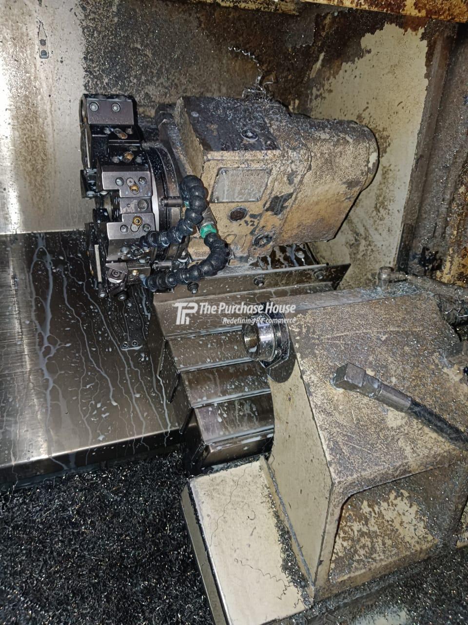 CNC TURNING MACHINE