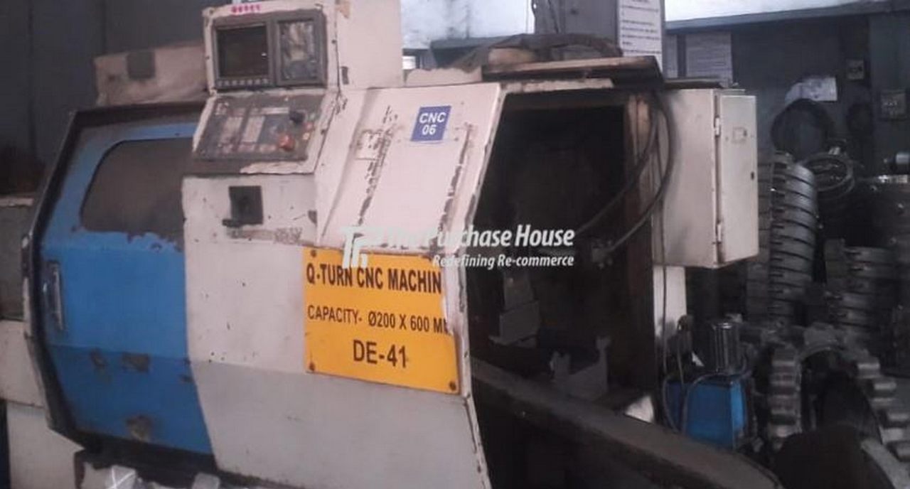 CNC TURNING MACHINE