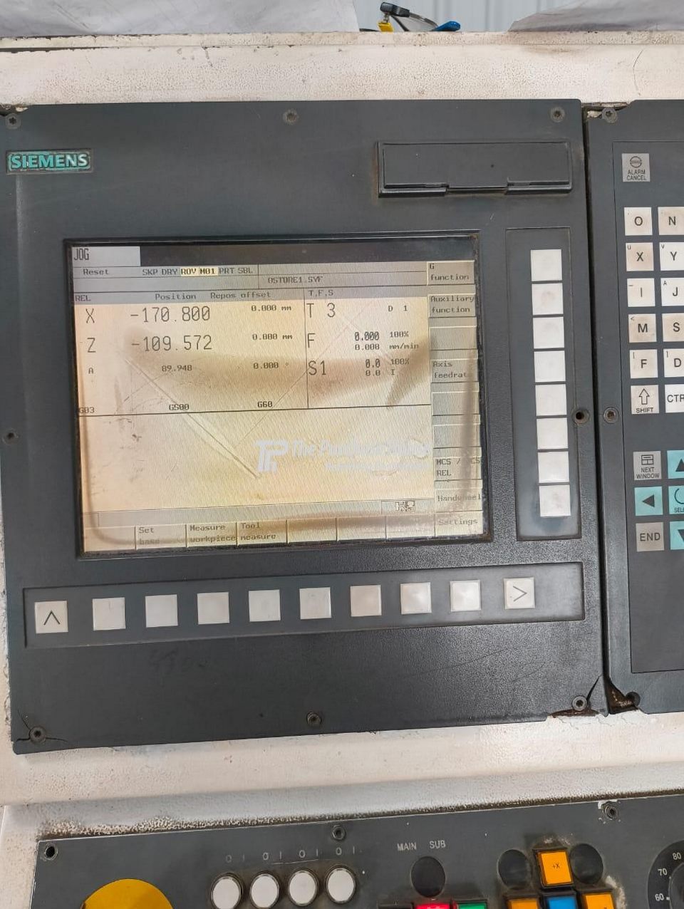 CNC TURNING MACHINE