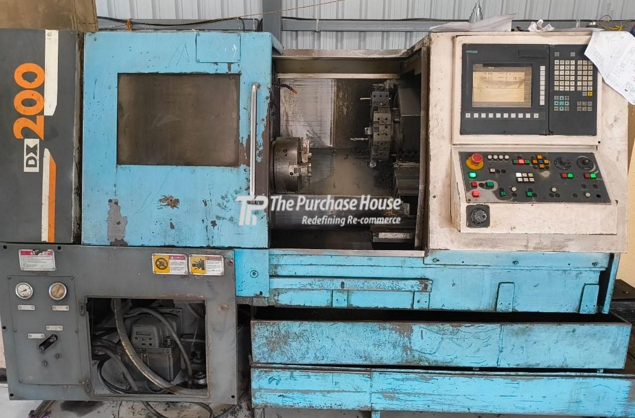 CNC TURNING MACHINE