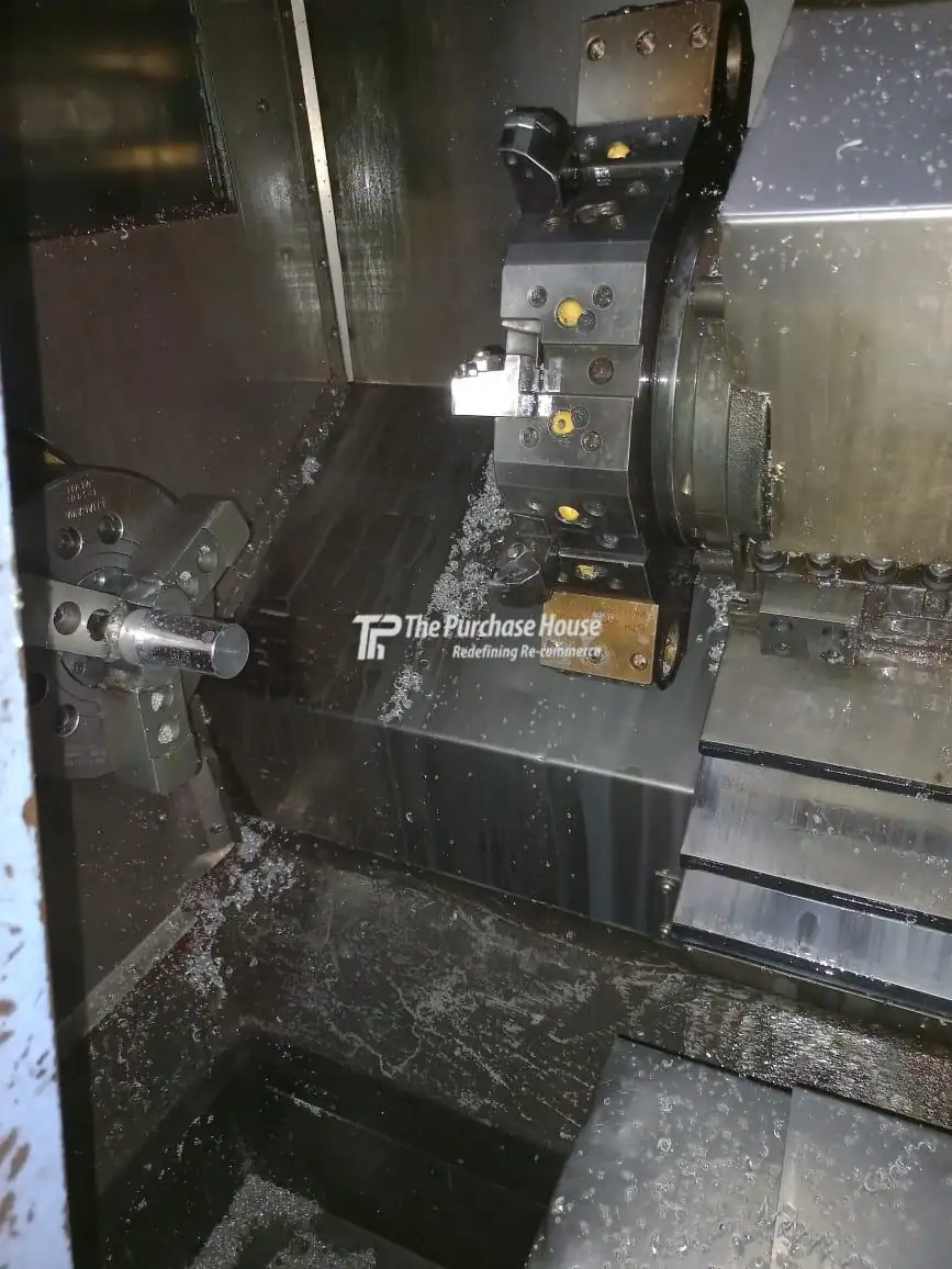 CNC TURNING MACHINE
