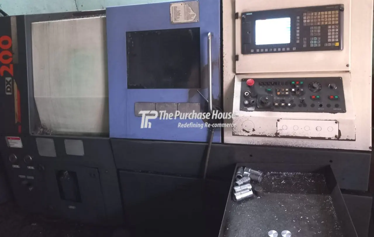 CNC TURNING MACHINE