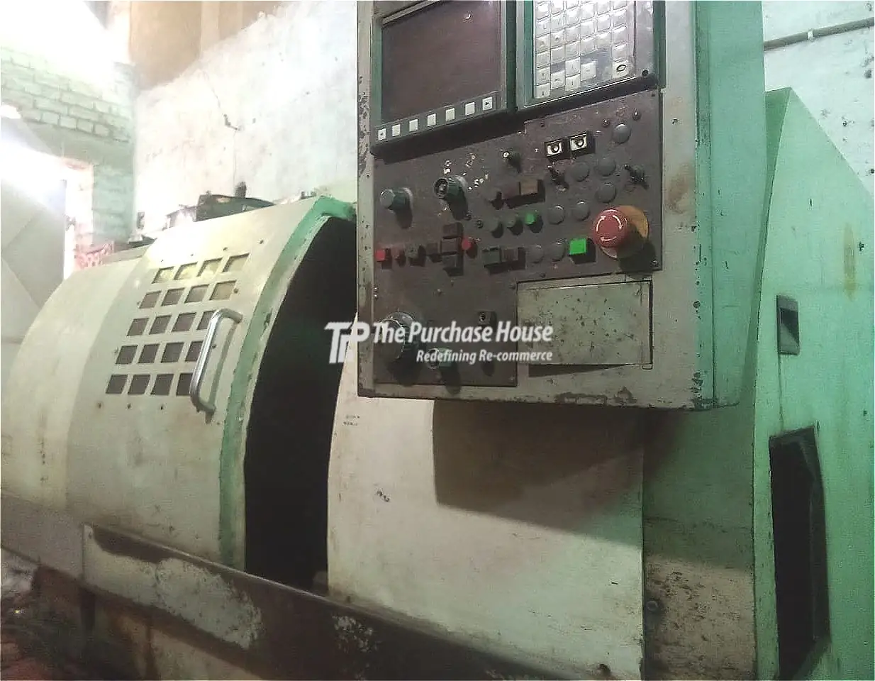 CNC TURNING MACHINE