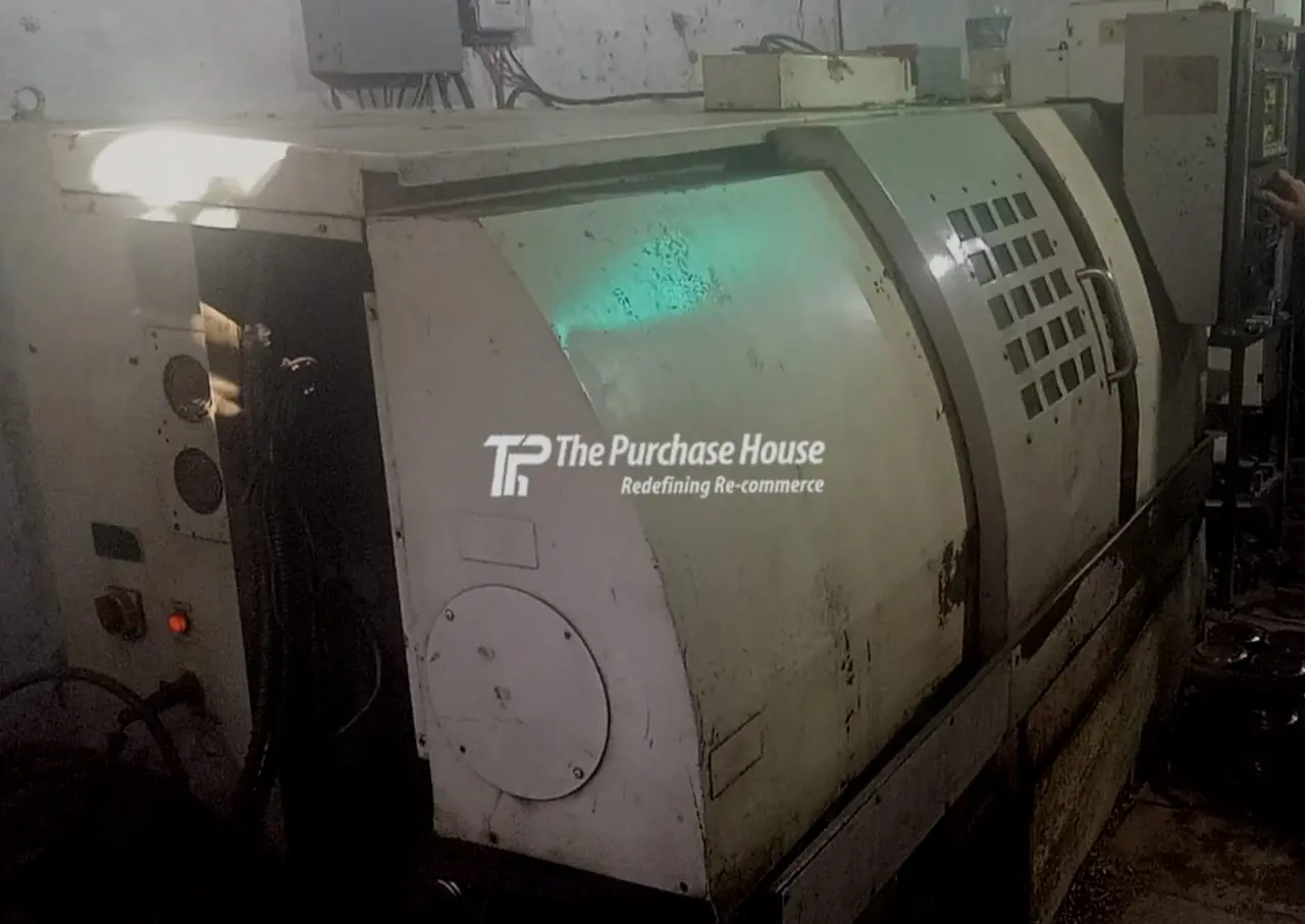 CNC TURNING MACHINE