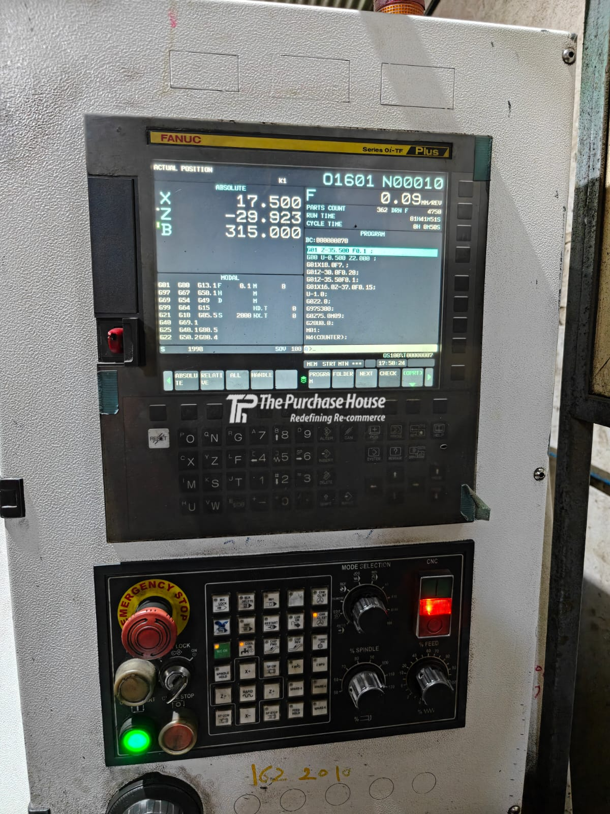 CNC TURNING MACHINE