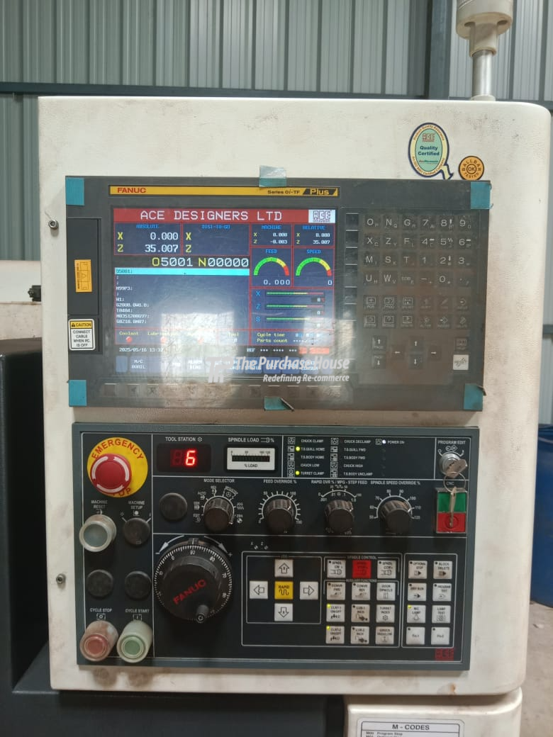 CNC TURNING MACHINE