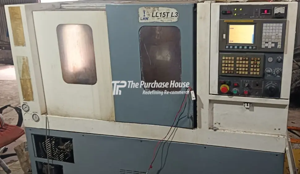 CNC TURNING MACHINE