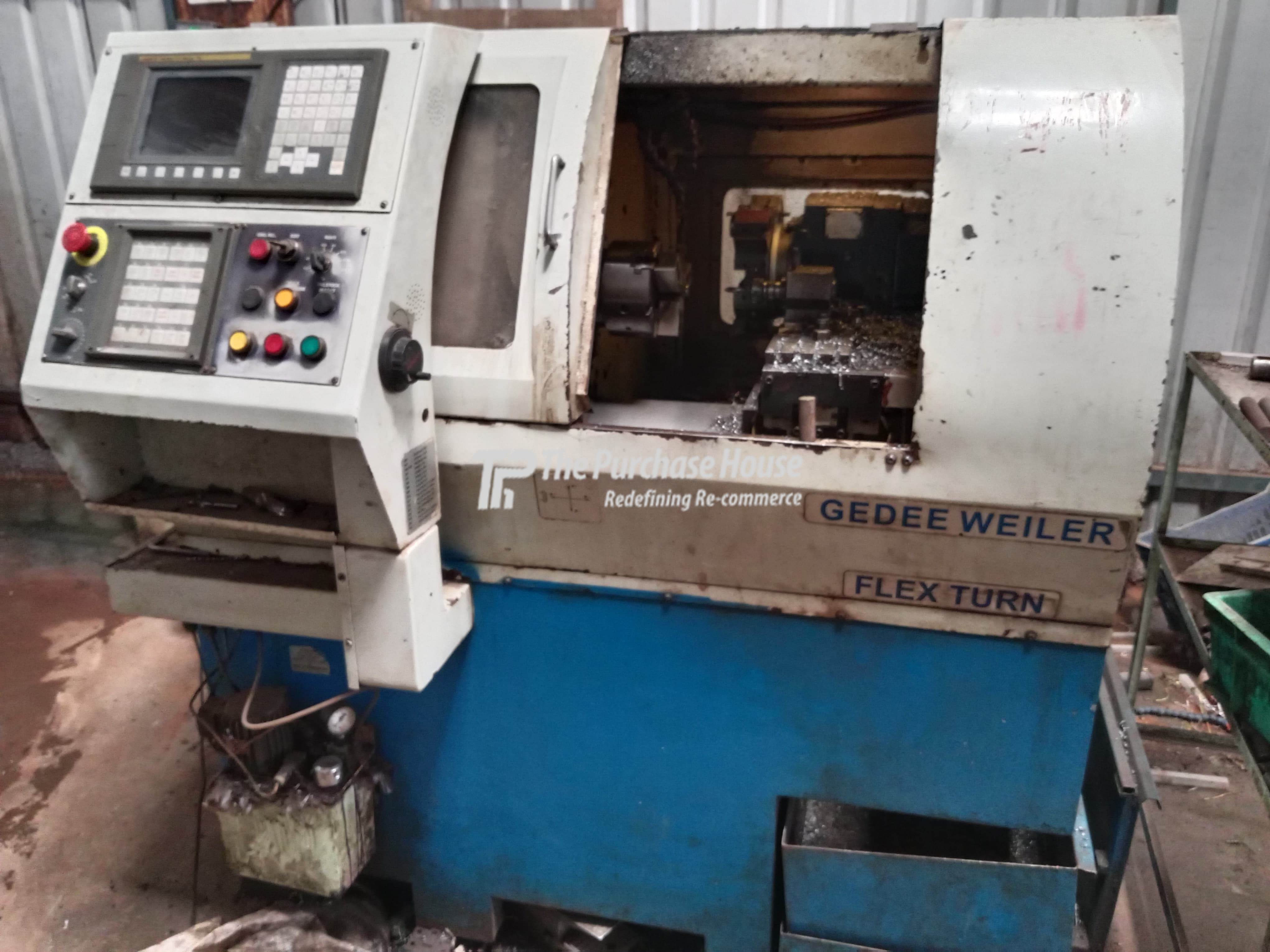 CNC TURNING MACHINE