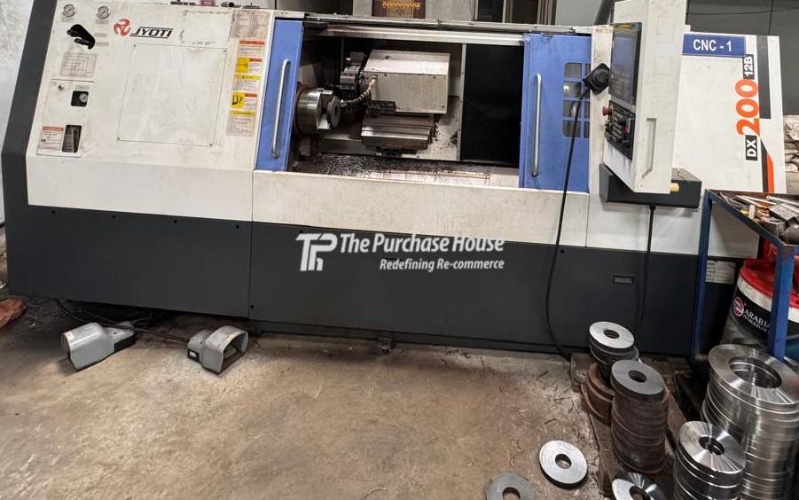 CNC TURNING MACHINE