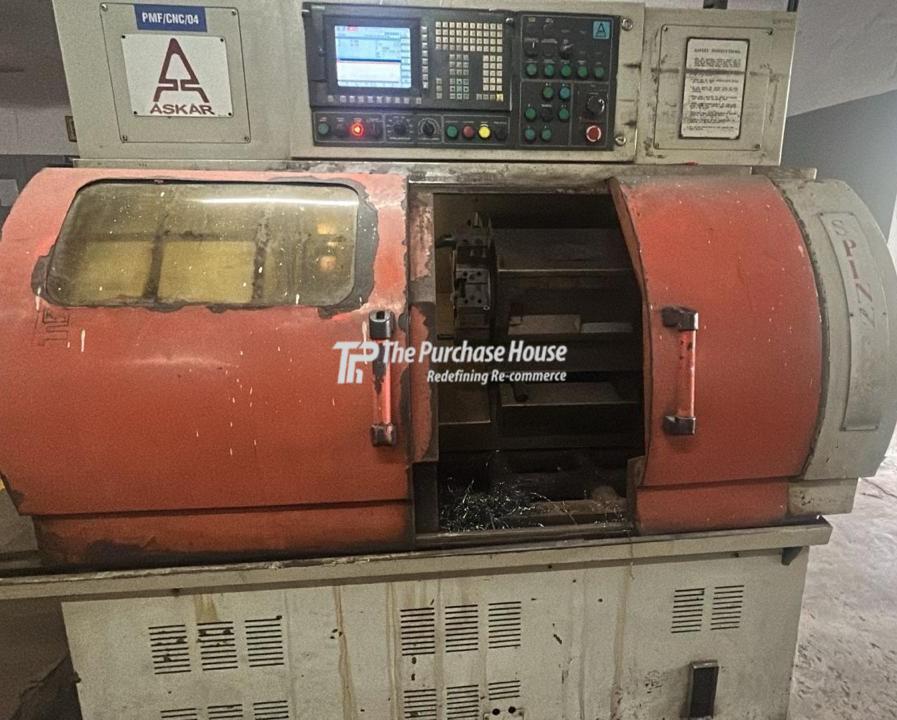CNC TURNING MACHINE