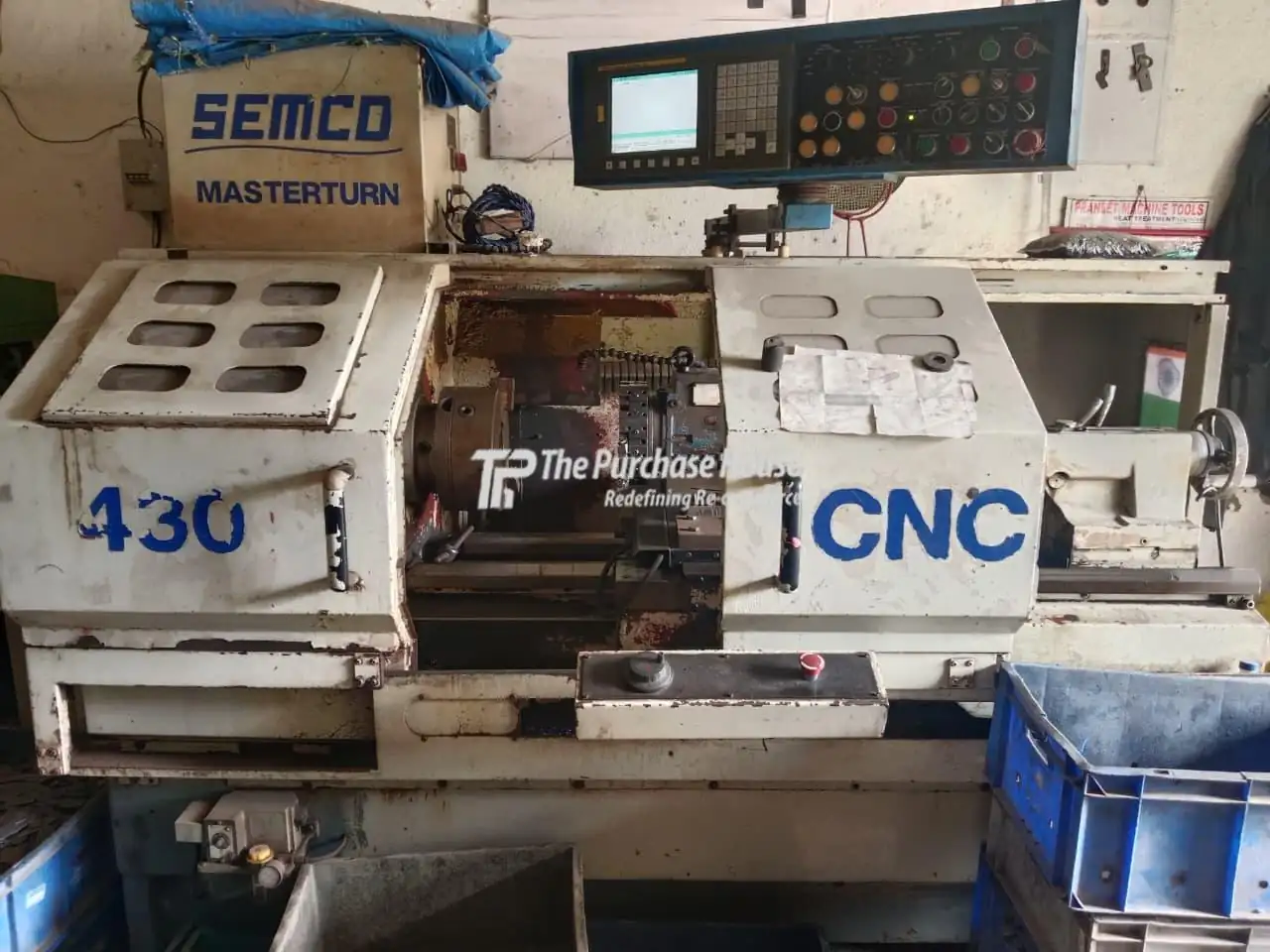 CNC TURNING MACHINE