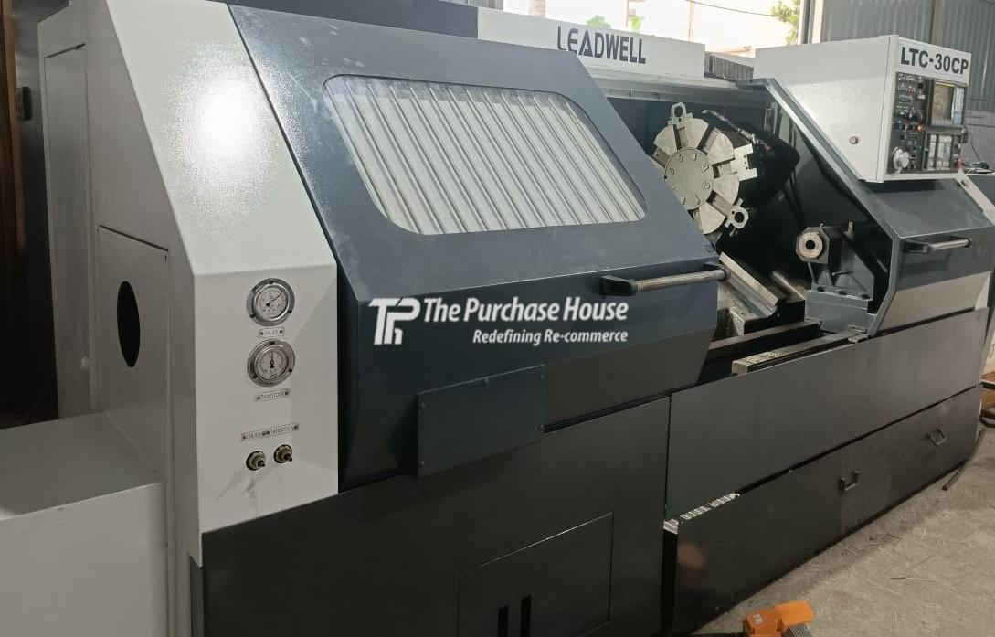 CNC TURNING MACHINE
