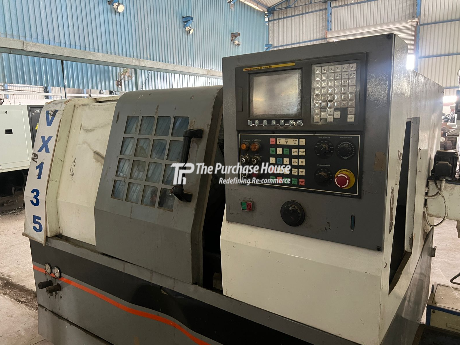 CNC TURNING MACHINE