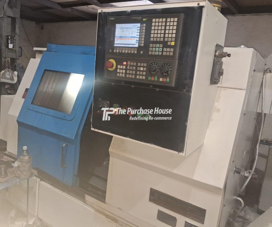 CNC TURNING MACHINE
