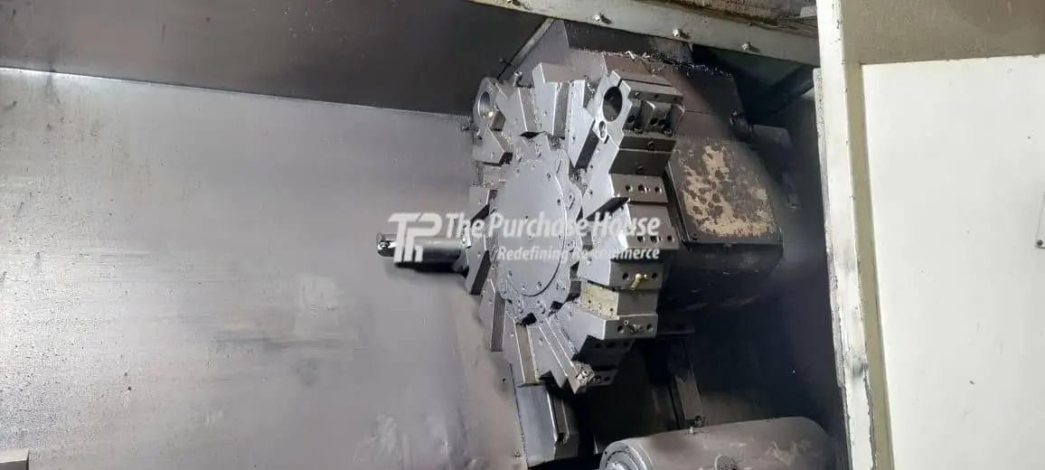 CNC TURNING MACHINE