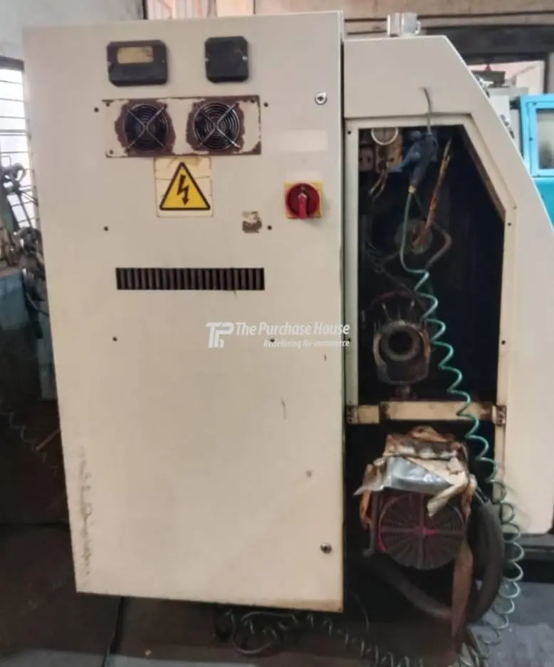 CNC TURNING MACHINE