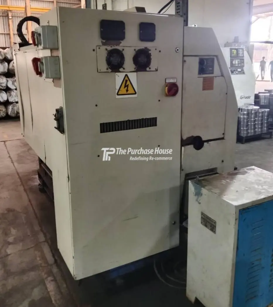 CNC TURNING MACHINE