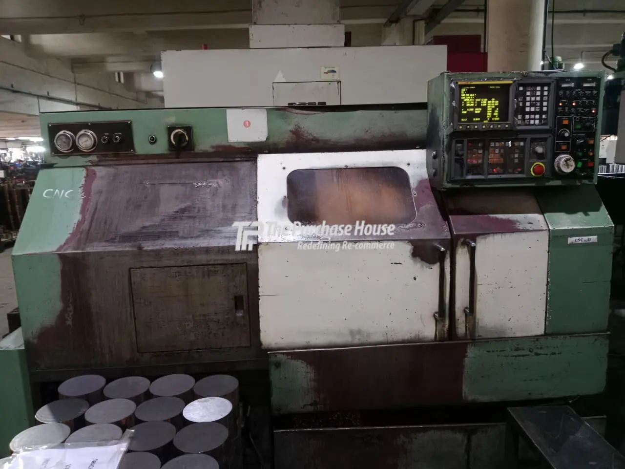 CNC TURNING MACHINE