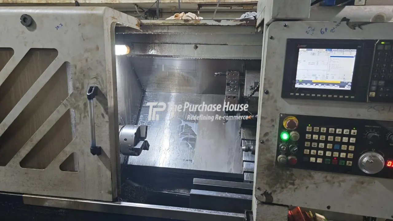 CNC TURNING MACHINE