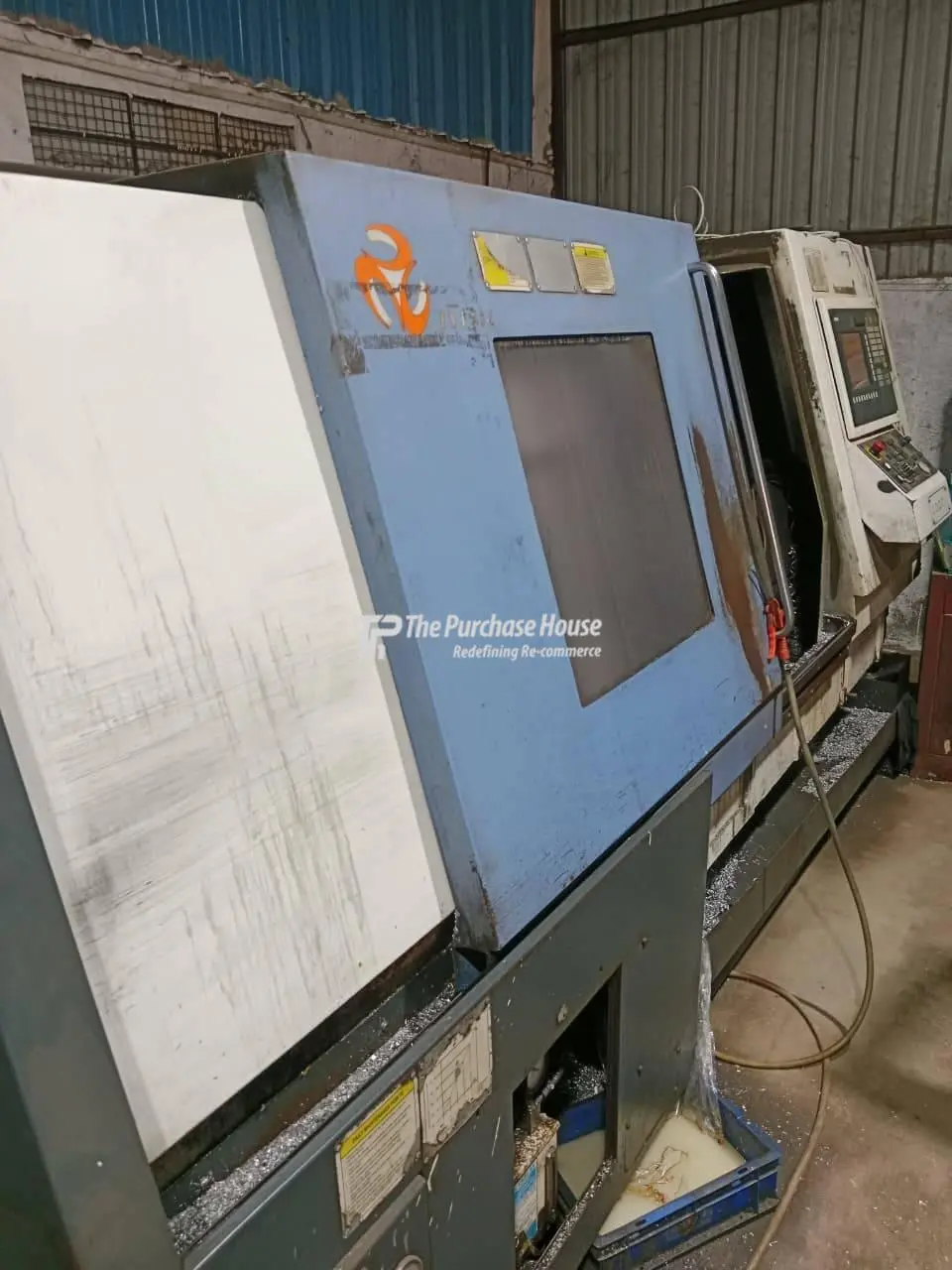 CNC TURNING MACHINE