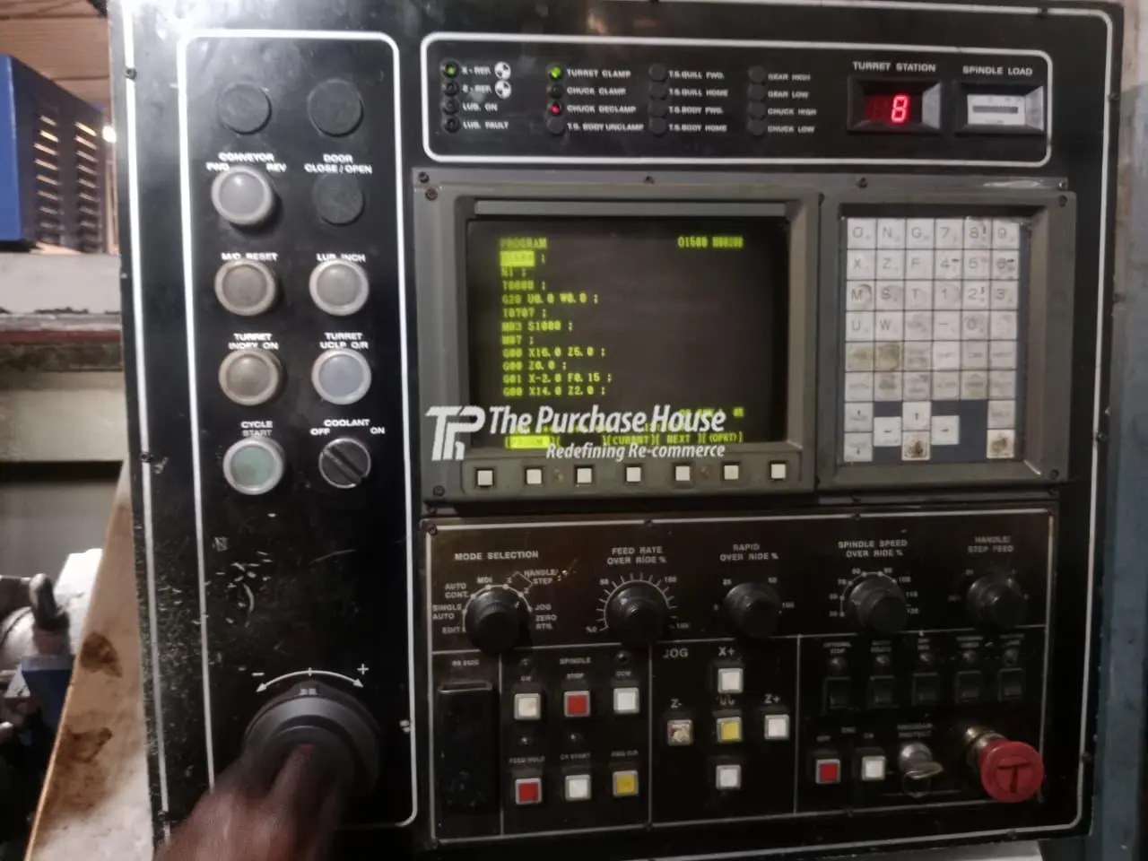 CNC TURNING MACHINE