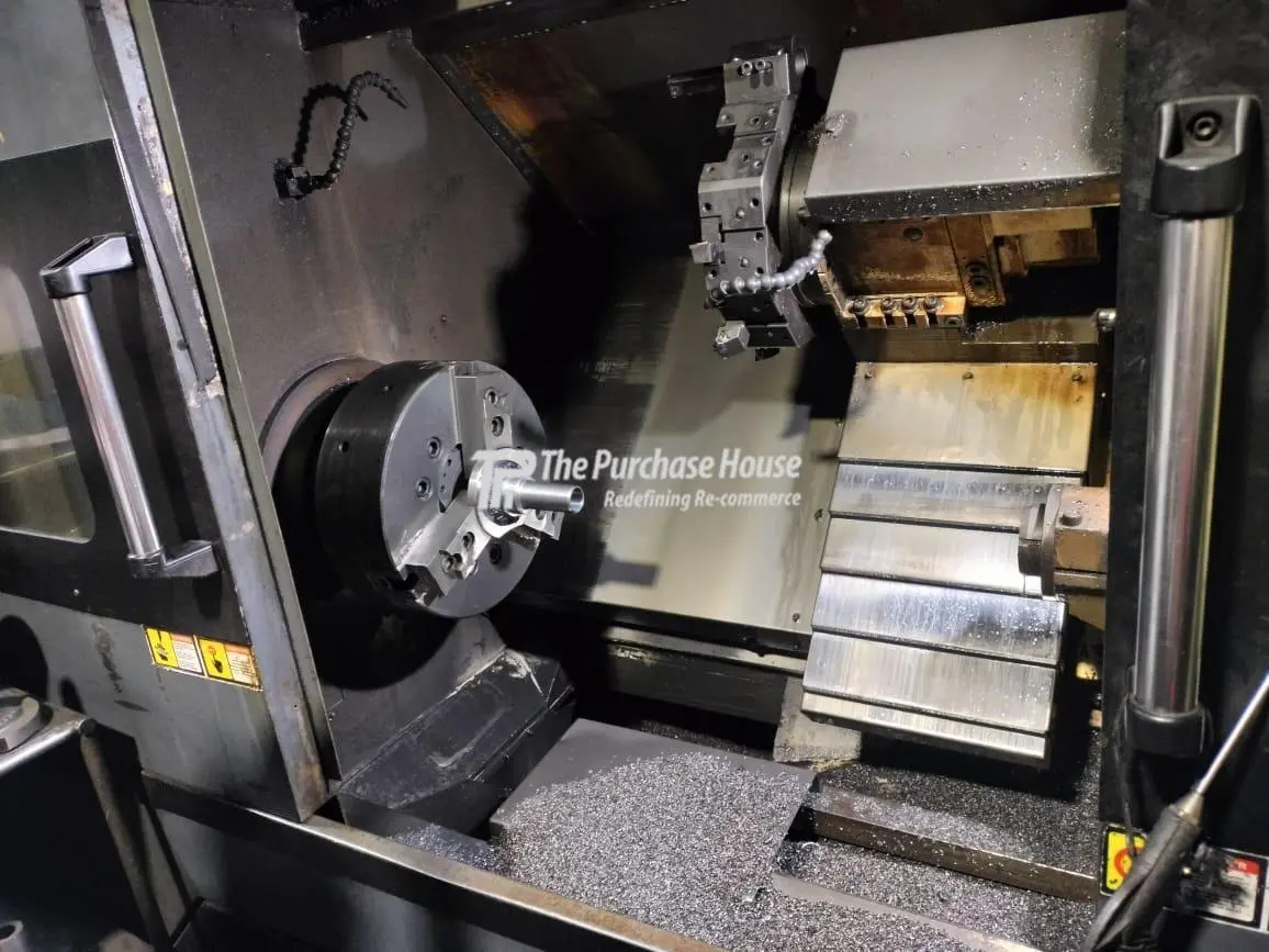 CNC TURNING MACHINE