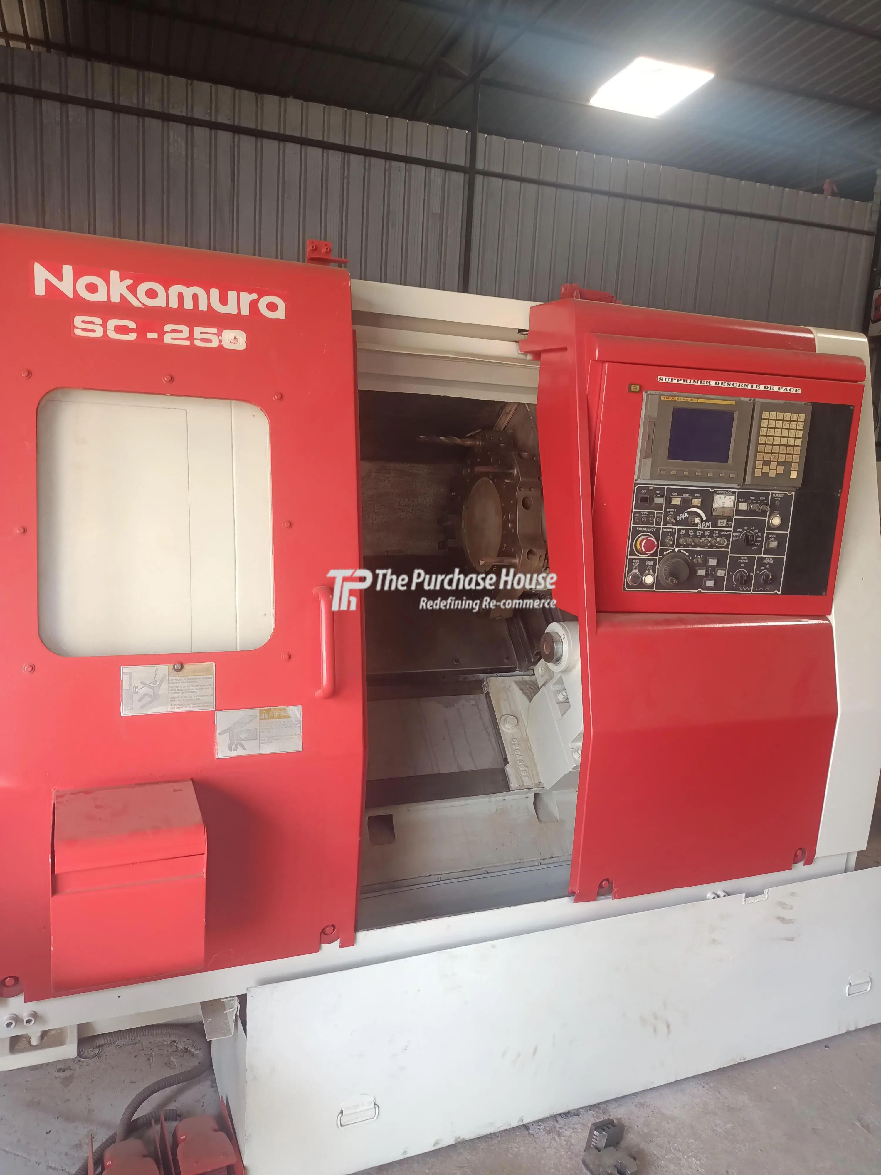 CNC TURNING MACHINE