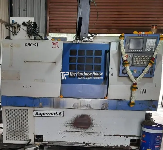 CNC TURNING MACHINE