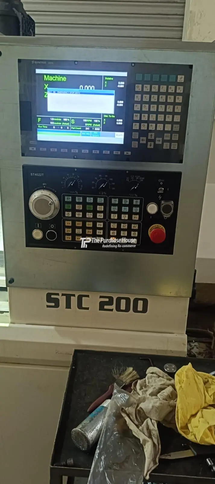CNC TURNING MACHINE