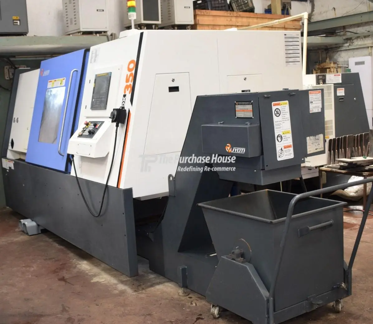 CNC TURNING MACHINE